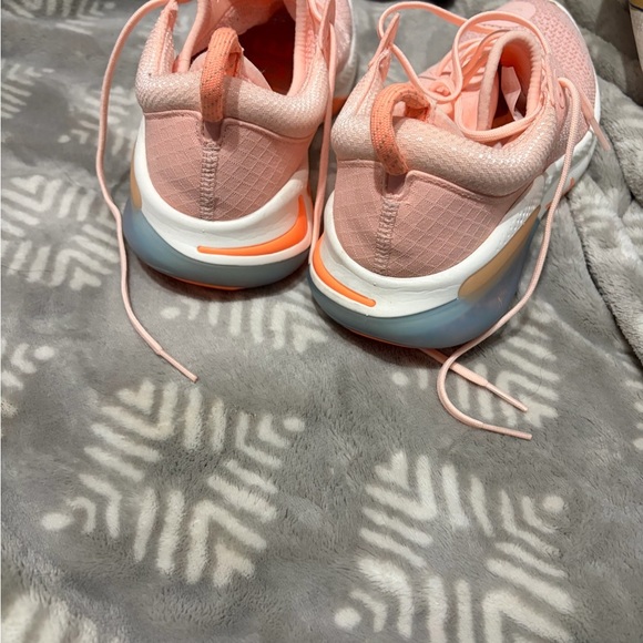 NWOT Nike joyride running shoes - Picture 4 of 7